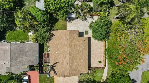 8680 SW 16th Street Pembroke Pines FL 33025