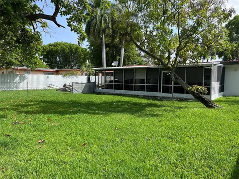 10210 Marlin Road Cutler Bay FL 33157