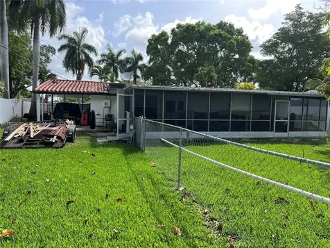 10210 Marlin Road Cutler Bay FL 33157
