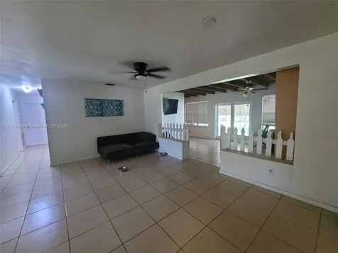 10210 Marlin Road Cutler Bay FL 33157