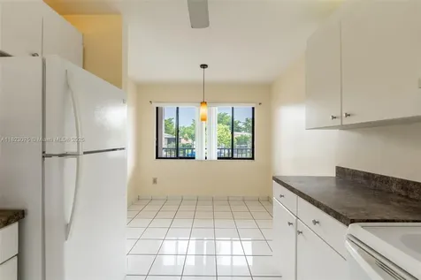 9455 N Belfort Circle Tamarac FL 33321