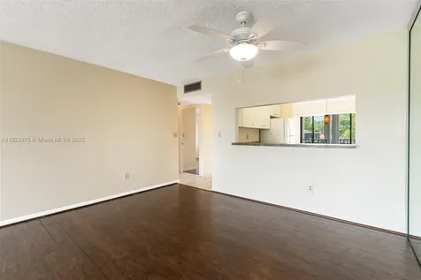 9455 N Belfort Circle Tamarac FL 33321