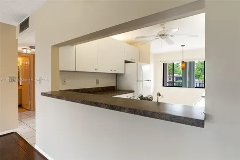 9455 N Belfort Circle Tamarac FL 33321