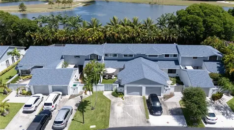 9905 NW 52nd Lane Doral FL 33178