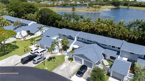 9905 NW 52nd Lane Doral FL 33178