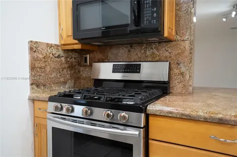 9351 SW 53rd Street Miami FL 33165