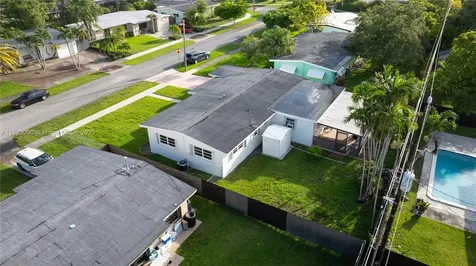 9351 SW 53rd Street Miami FL 33165