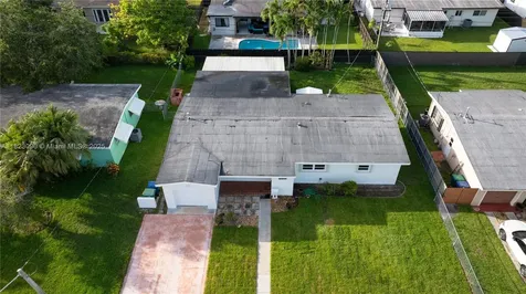 9351 SW 53rd Street Miami FL 33165