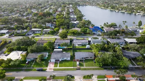 9351 SW 53rd Street Miami FL 33165