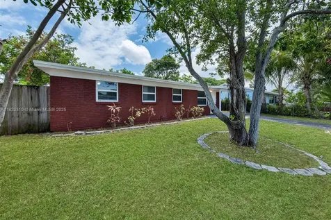 3818 Everglades Road Palm Beach Gardens FL 33410