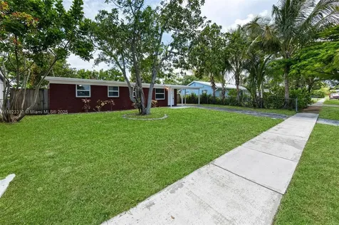 3818 Everglades Road Palm Beach Gardens FL 33410