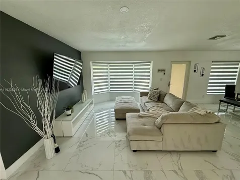 15761 SW 102nd Court Miami FL 33157