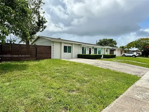 15761 SW 102nd Court Miami FL 33157
