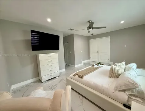 15761 SW 102nd Court Miami FL 33157