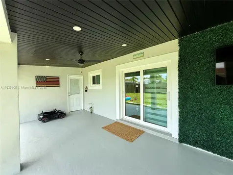 15761 SW 102nd Court Miami FL 33157