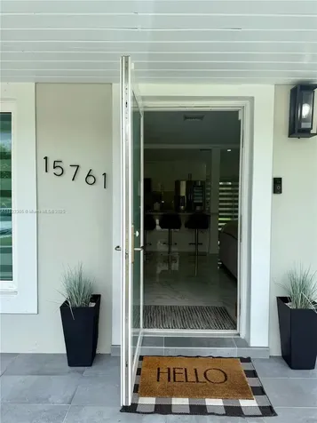 15761 SW 102nd Court Miami FL 33157