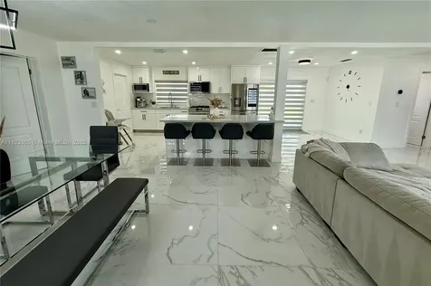 15761 SW 102nd Court Miami FL 33157