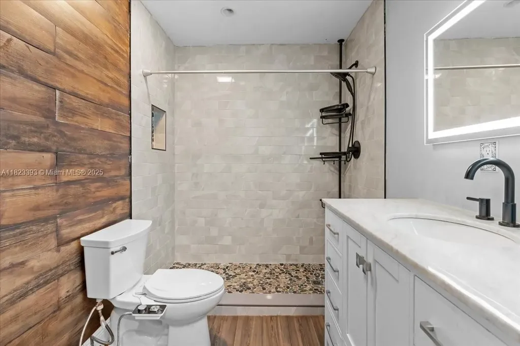 21784 Little Bear Lane Boca Raton FL 33428