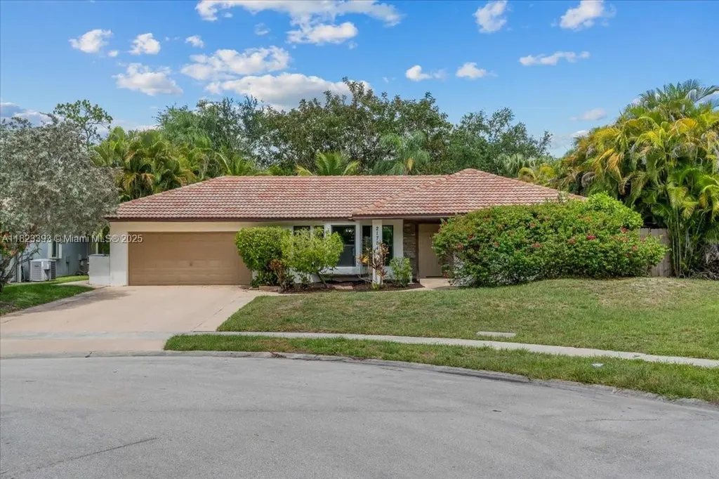 21784 Little Bear Lane Boca Raton FL 33428