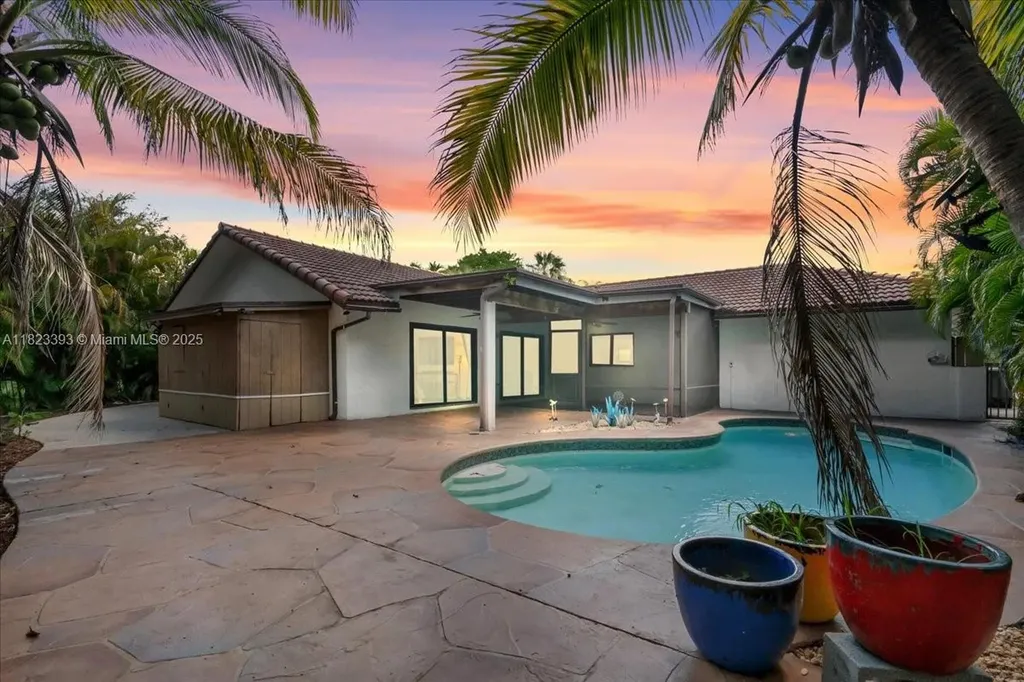 21784 Little Bear Lane Boca Raton FL 33428