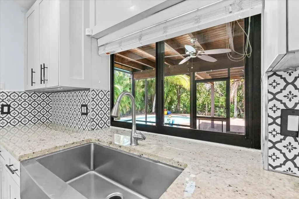 21784 Little Bear Lane Boca Raton FL 33428