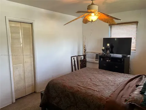 4780 NW 18th Avenue Miami FL 33142