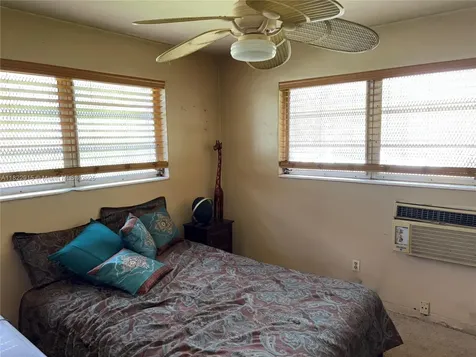 4780 NW 18th Avenue Miami FL 33142