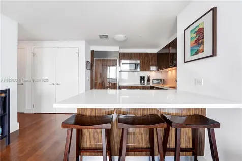 6899 Collins Avenue Miami Beach FL 33141