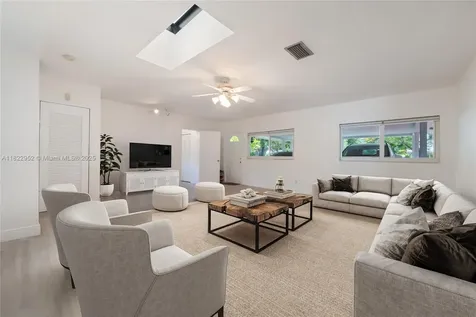 12525 SW 72nd Avenue Pinecrest FL 33156