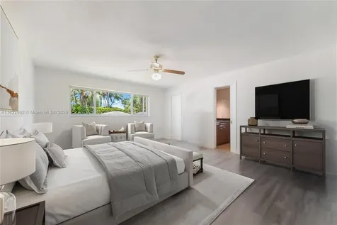 12525 SW 72nd Avenue Pinecrest FL 33156