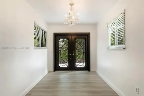 12525 SW 72nd Avenue Pinecrest FL 33156