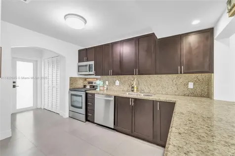 6728 SW 140th Court Miami FL 33183