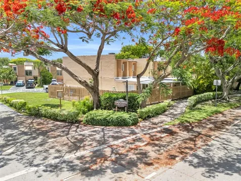 6728 SW 140th Court Miami FL 33183