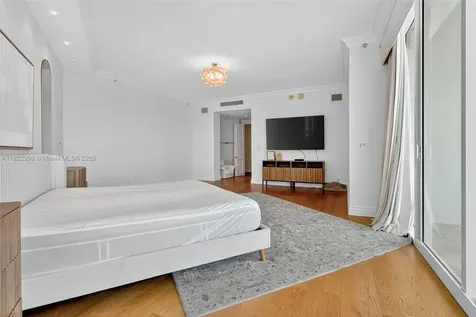 20155 NE 38th Court Aventura FL 33180