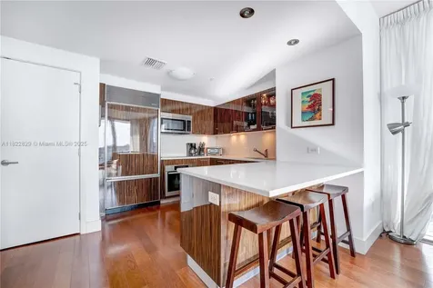 6899 Collins Avenue Miami Beach FL 33141
