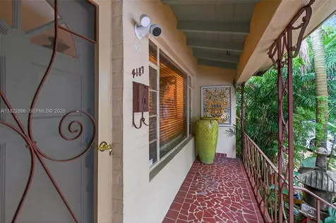 4187 S Le Jeune Road Miami FL 33146