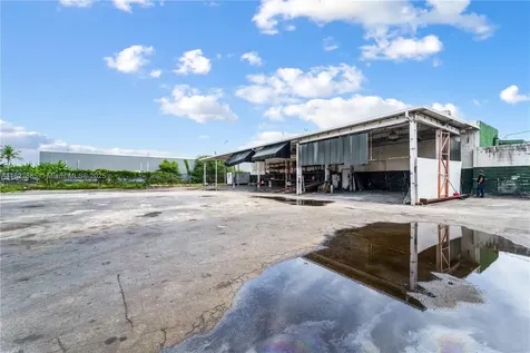 7115 NW 10th Avenue Miami FL 33150