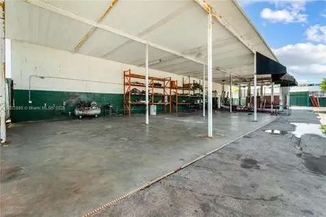 7115 NW 10th Avenue Miami FL 33150