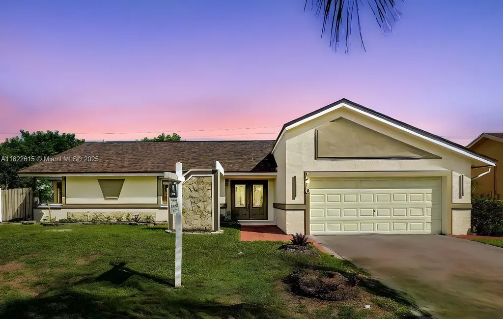 7220 NW 44th Court Lauderhill FL 33319