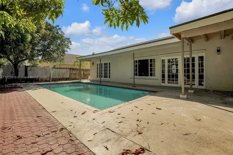 7220 NW 44th Court Lauderhill FL 33319