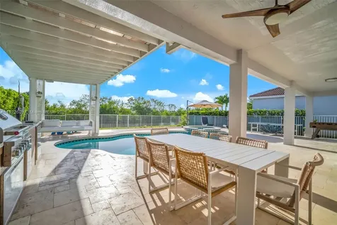 942 Lavender Circle Weston FL 33327