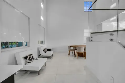 942 Lavender Circle Weston FL 33327