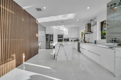 942 Lavender Circle Weston FL 33327