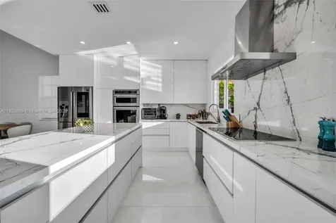 942 Lavender Circle Weston FL 33327