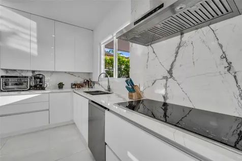 942 Lavender Circle Weston FL 33327