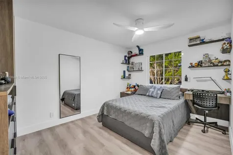 942 Lavender Circle Weston FL 33327