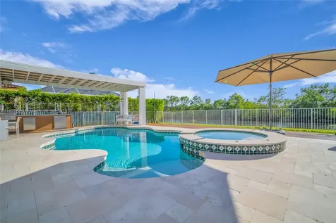 942 Lavender Circle Weston FL 33327