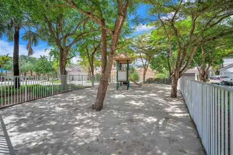 942 Lavender Circle Weston FL 33327