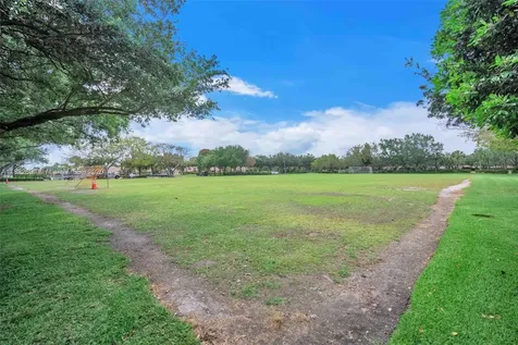 942 Lavender Circle Weston FL 33327