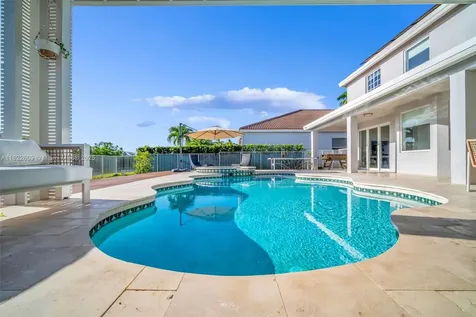 942 Lavender Circle Weston FL 33327